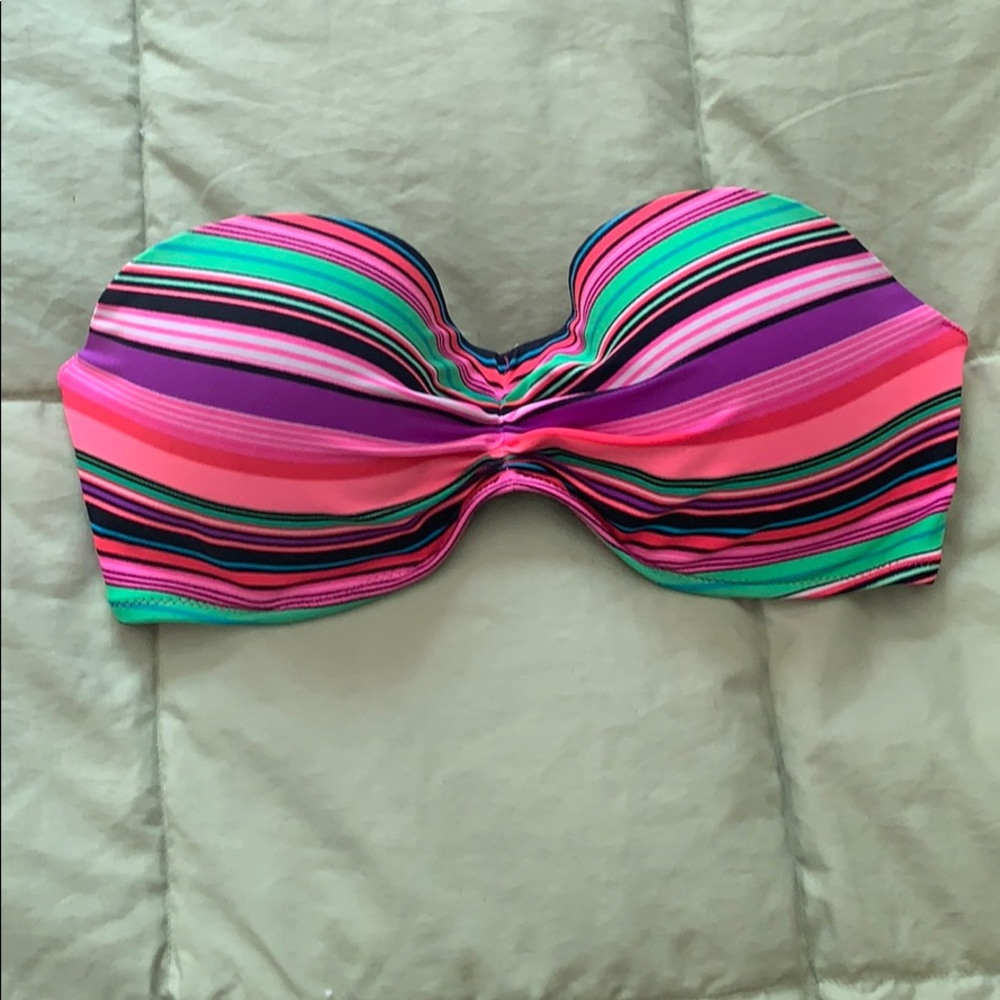 Victoria’s Secret bikini top